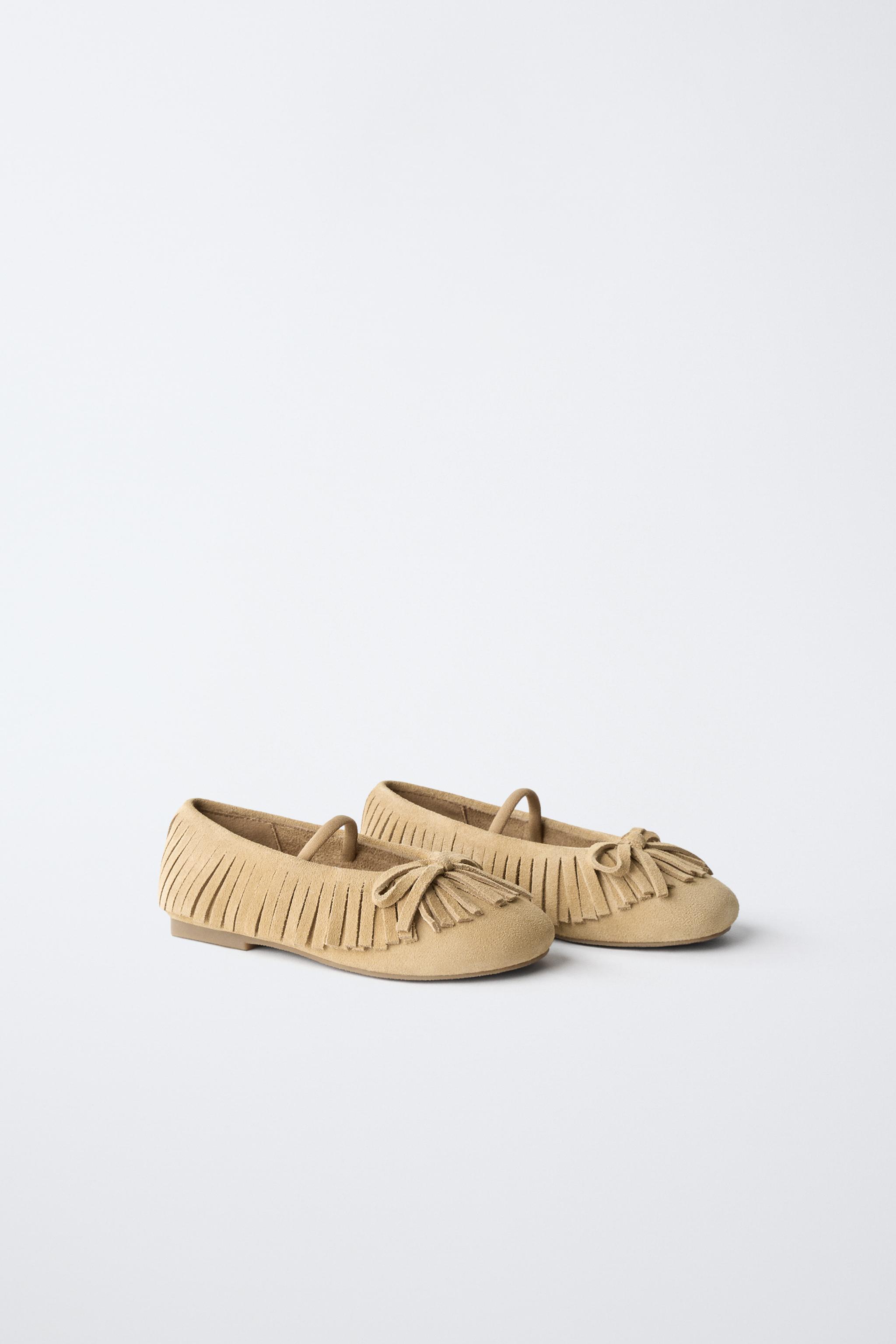 LEATHER FRINGED BALLET FLATS